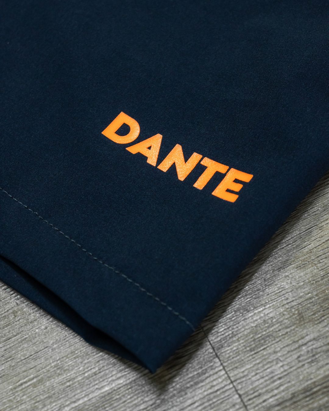 Traje de baño con efecto sombra azul navy