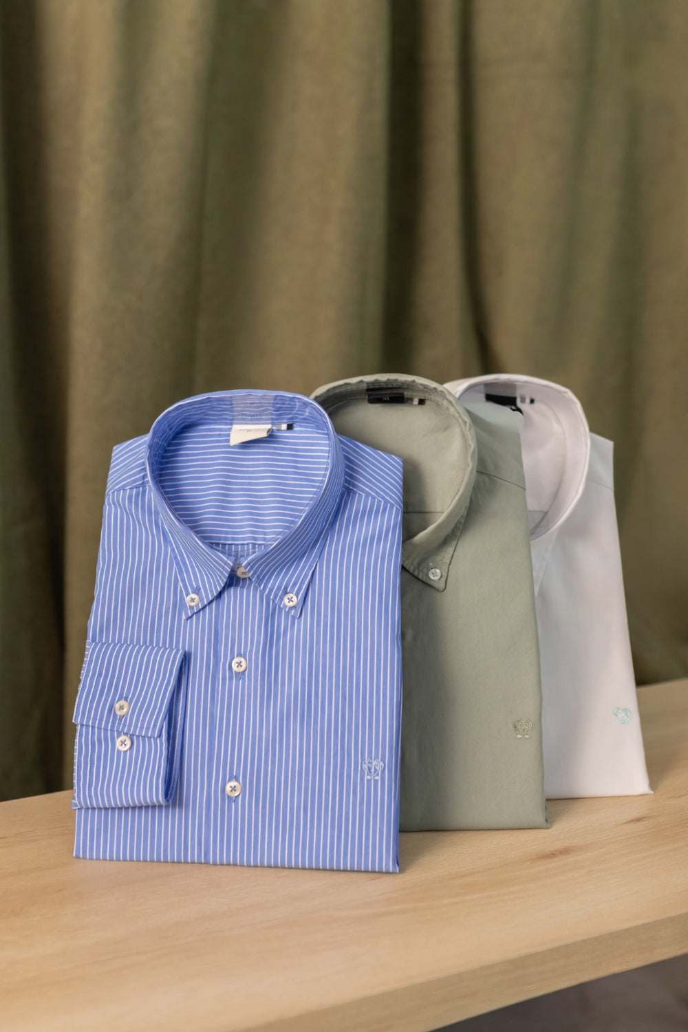 Bundle 3 camisas antimanchas