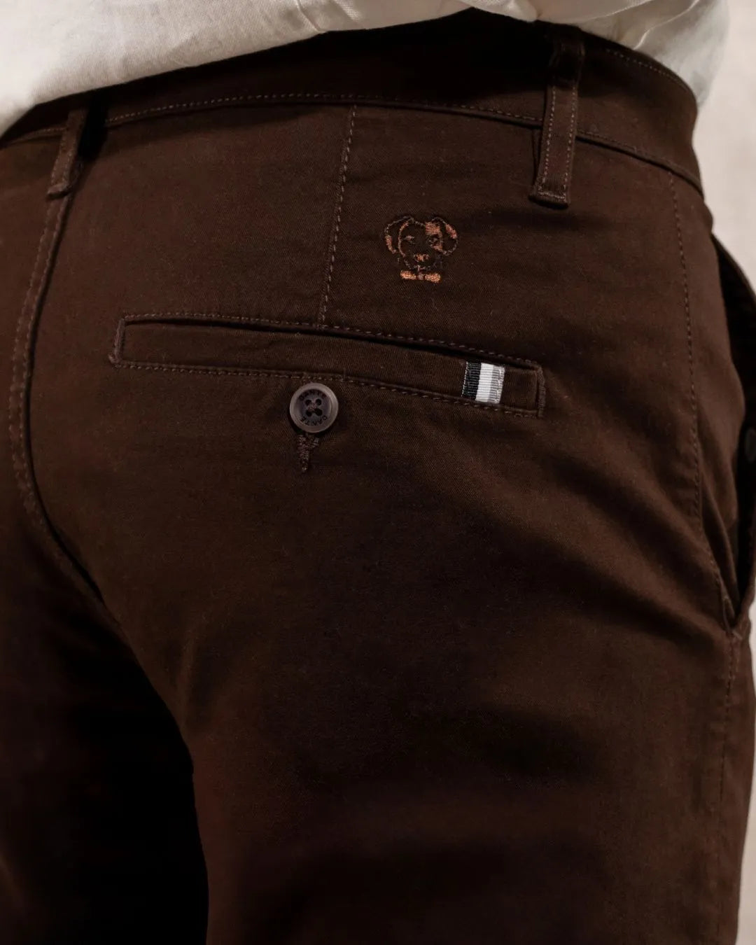 Pantalón Elástico Café Oscuro