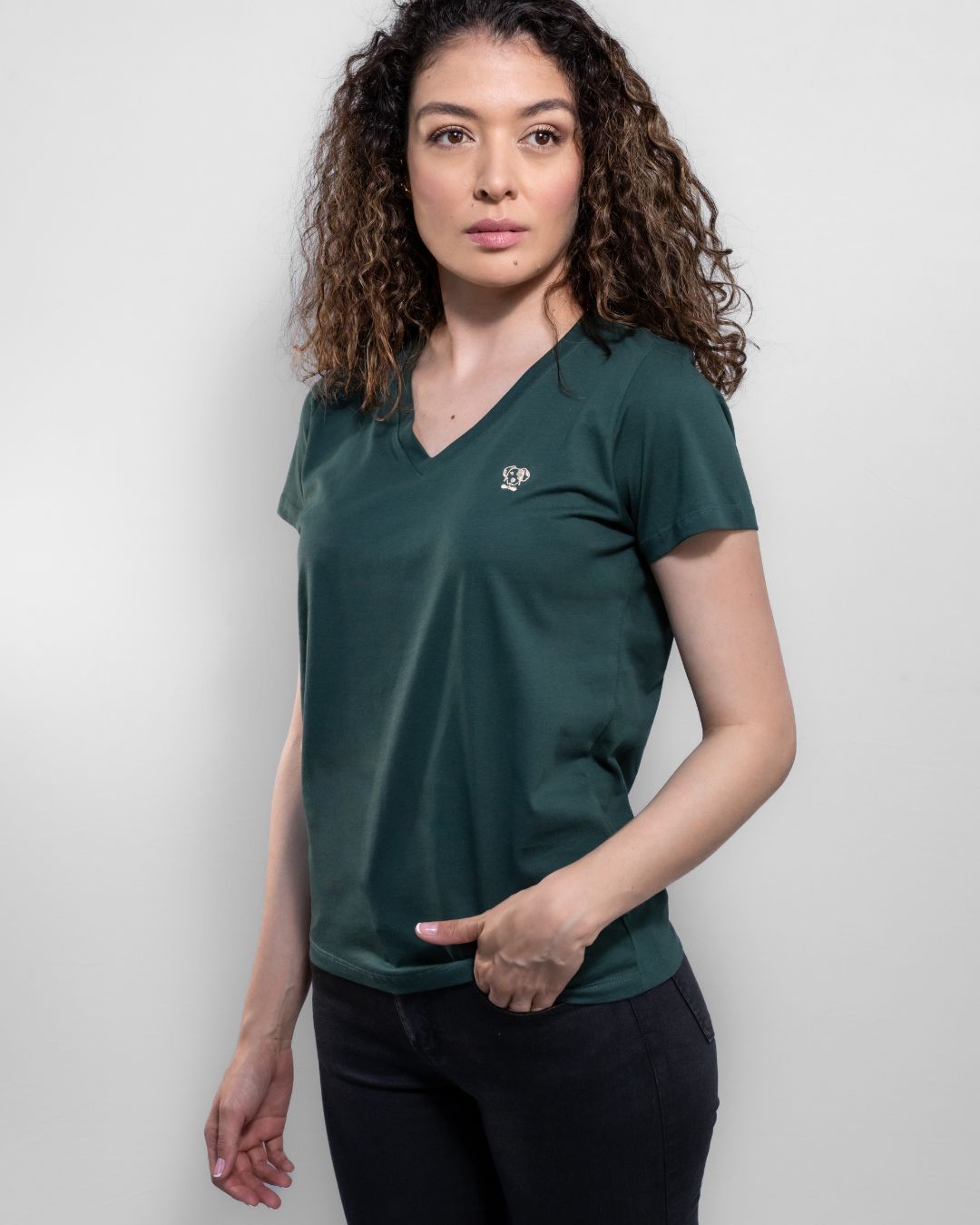 Playera antimanchasVerde Esmeralda Mujer - Cuello V