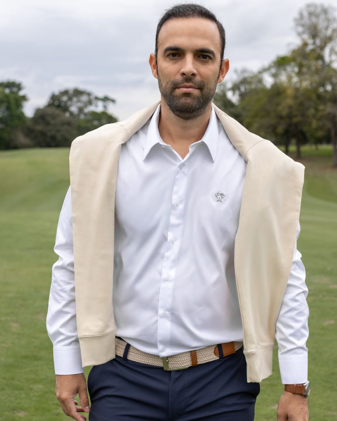 Camisa Antiarrugas Oxford Blanco Logo Sage - Talla Regular