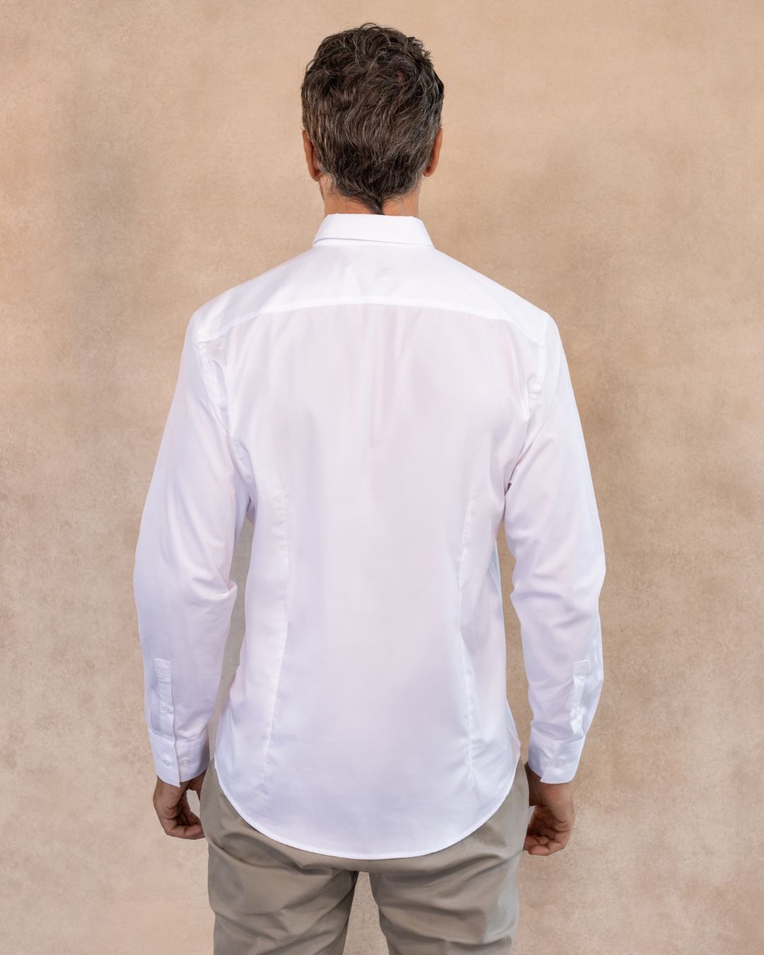 Camisa Antimanchas Popelina Blanca Logo Rosado - Talla Regular