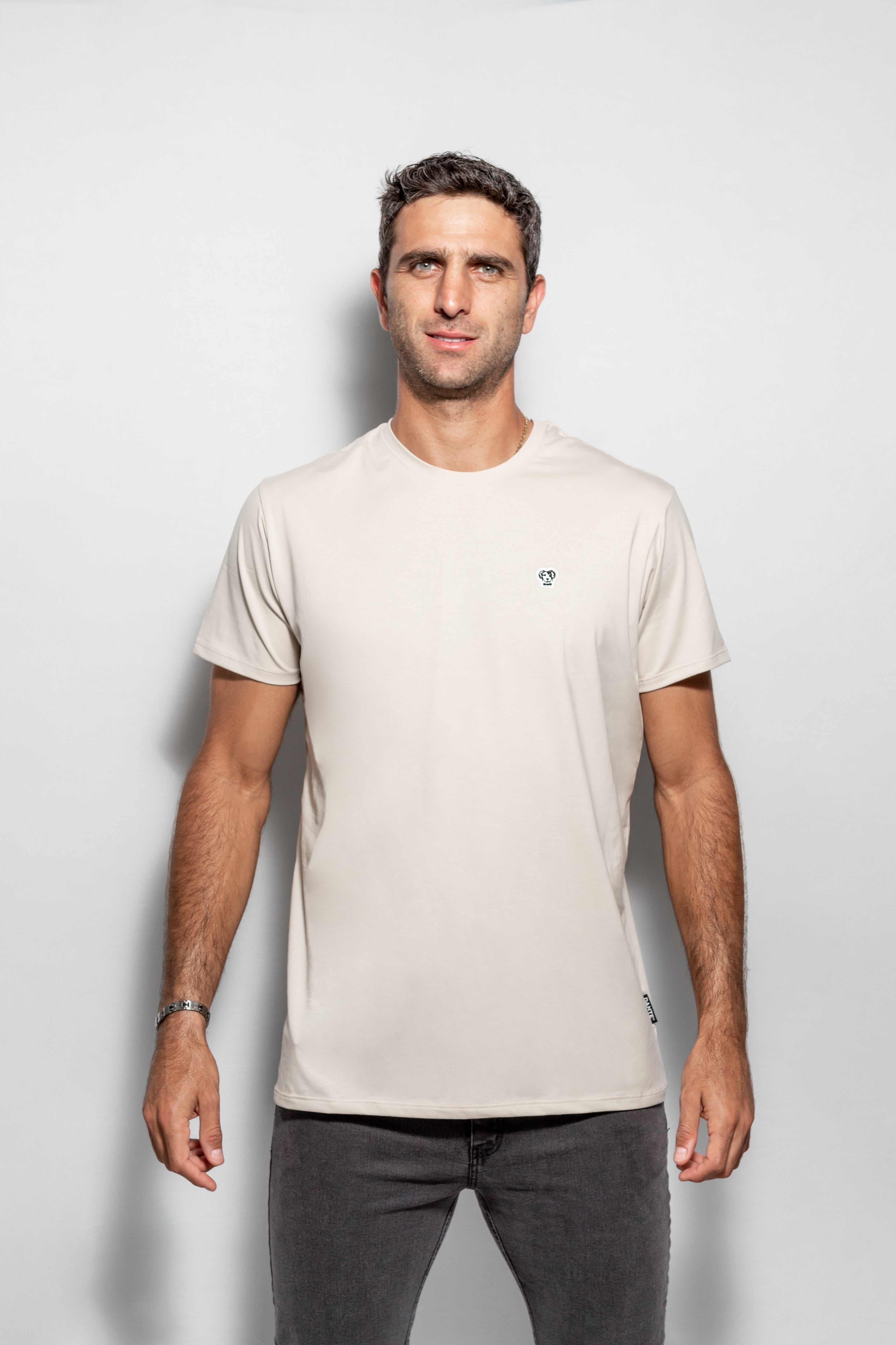 Playera Antimanchas Ivory - Talla Slim