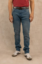Jean Elástico Azul Contemporary - Talla Regular