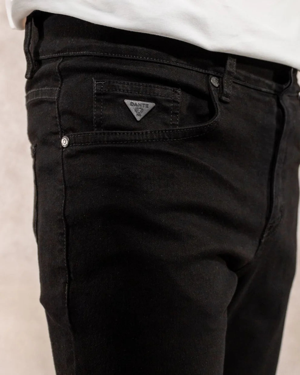 Jean Elástico Negro - Talla Regular